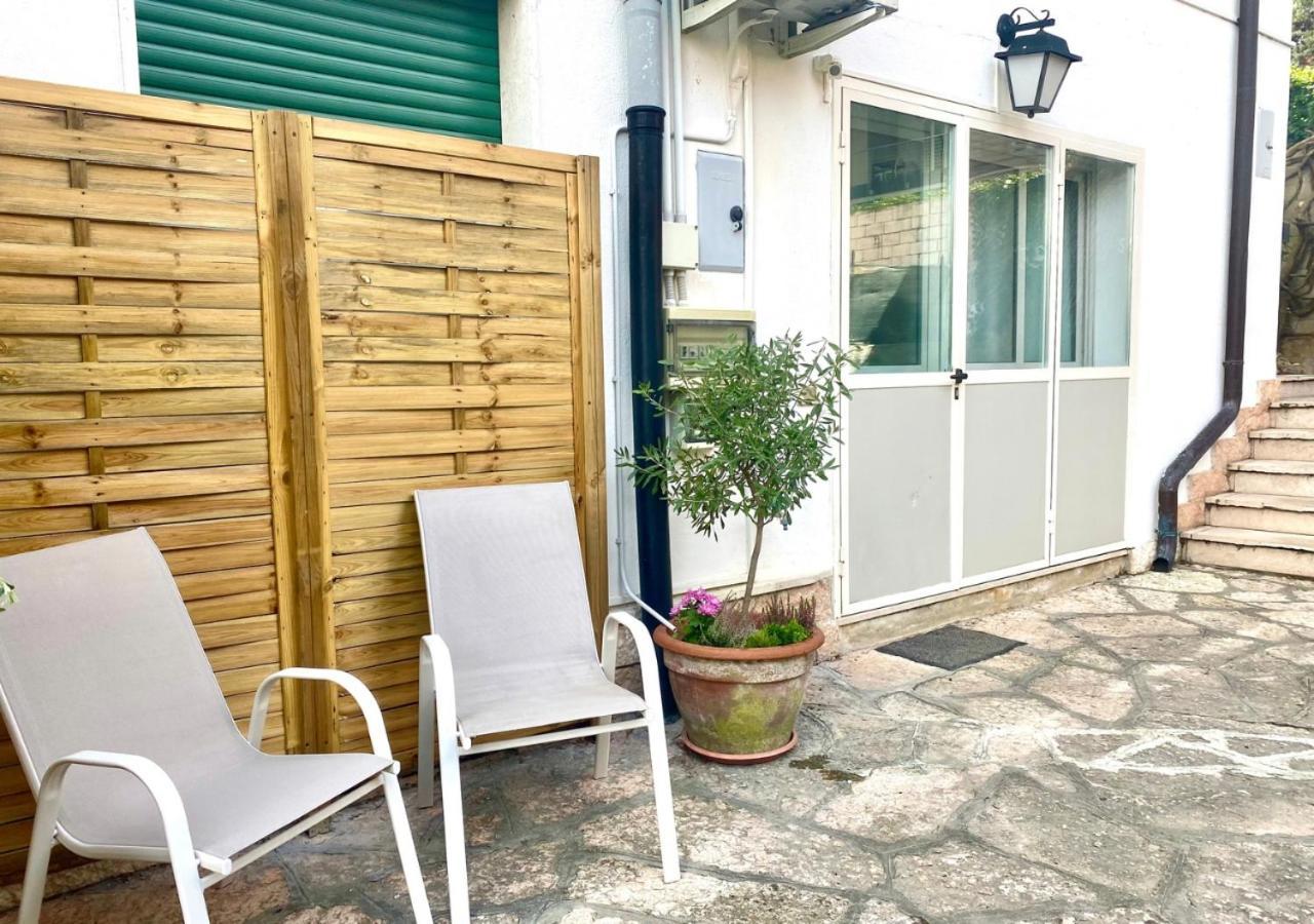 Magnolia Apartments, Di Garda *